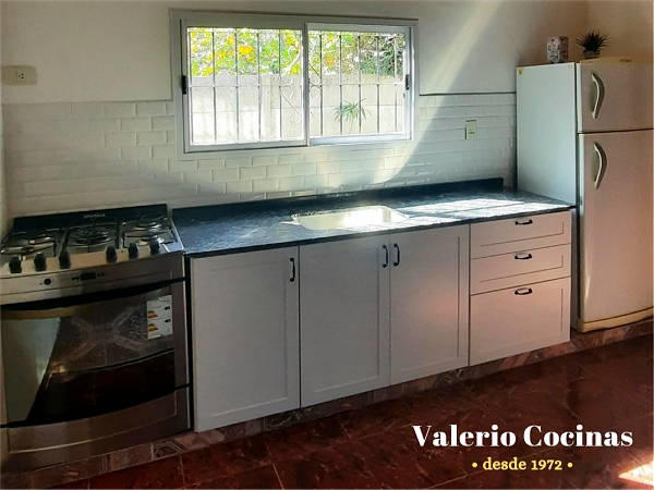 mueble de cocina laqueado blanco